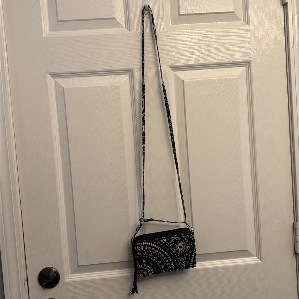 Vera Bradley Black and White Bandana Wallet Purse - Picture 7 of 11